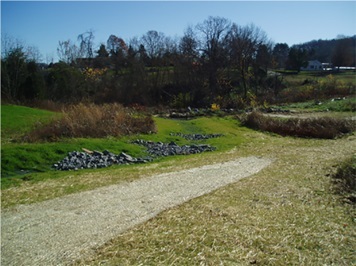 Stormwater runoff basin