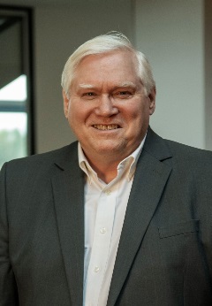 Douglas Farnham