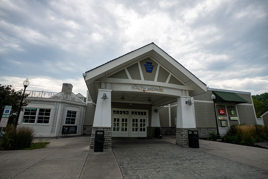 PA Turnpike - Service Plaza South Midway