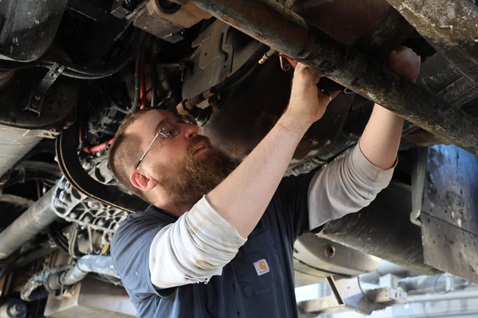 photo 5 Underside of truck repair