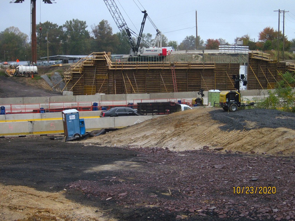 Forming of front face of north abutment walls (Sep 2020/Feb 2021)