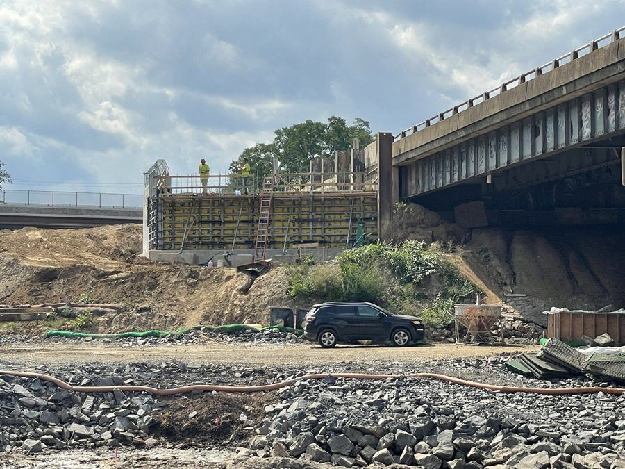 Abutment construction
