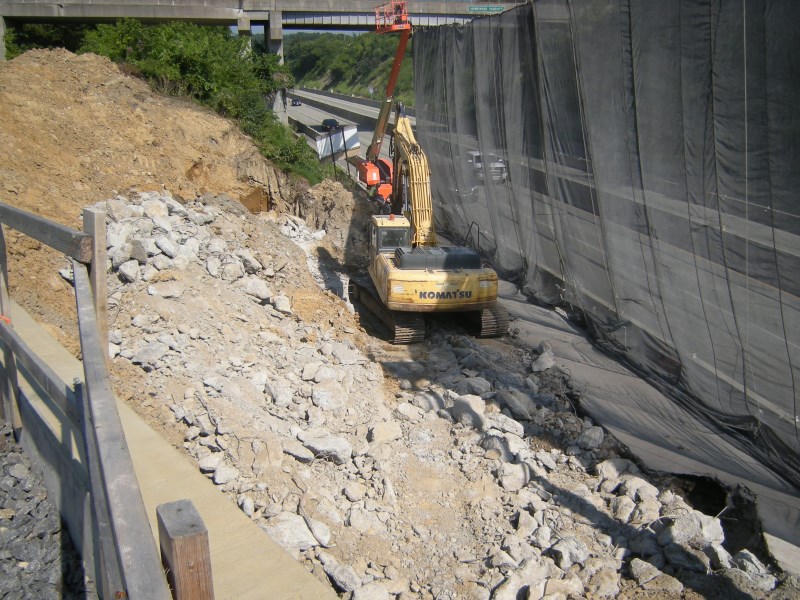 July 2015 207-WB Demolition of Existing Abutment 1