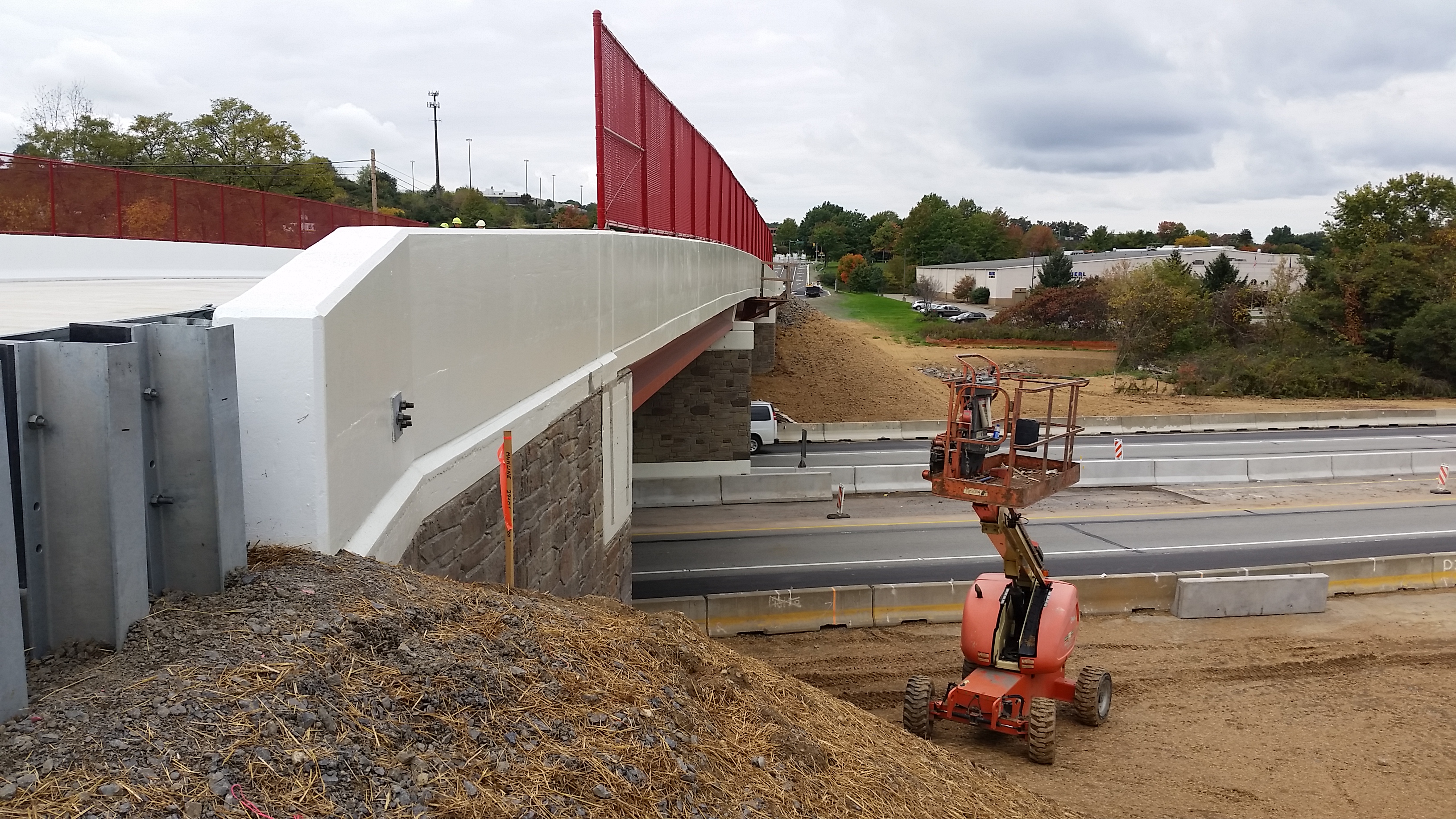 Thorn Hill Road Bridge (WB-400) Looking West (10/14/2015)