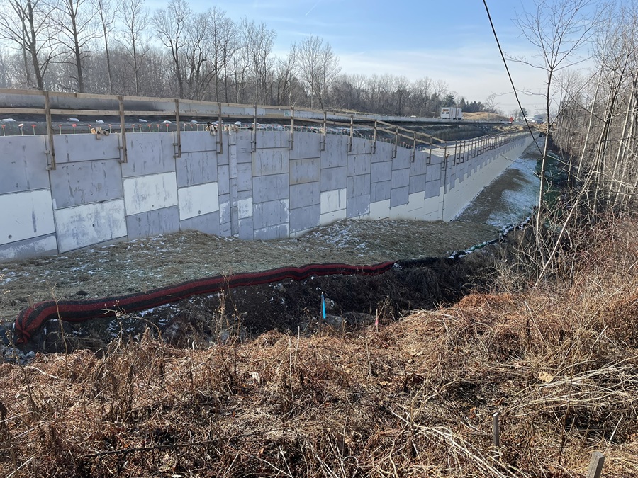 Retaining wall construction