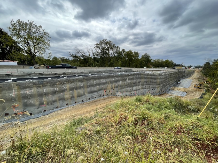 WB retaining wall construction