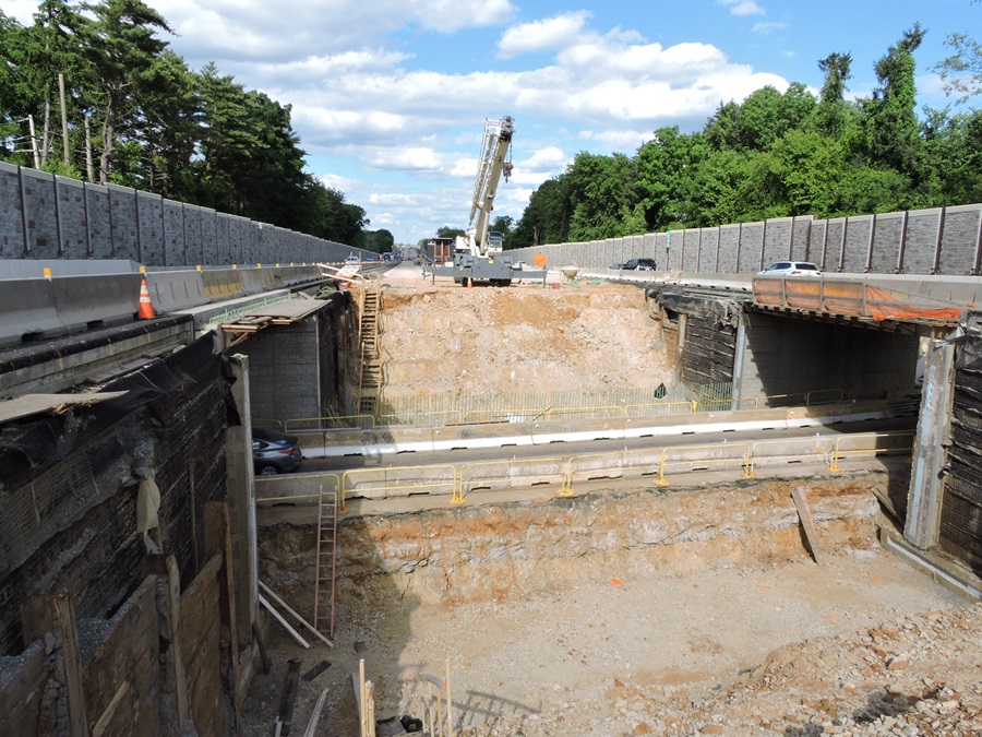 Thomas Rd bridge construction