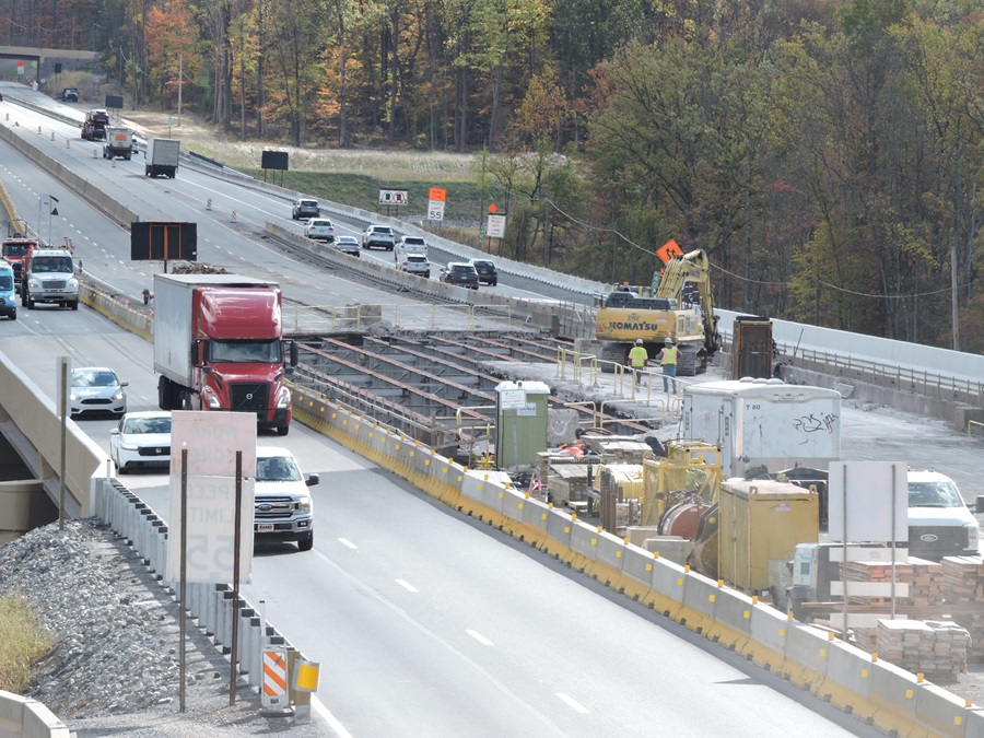 Unami Creek bridge construction